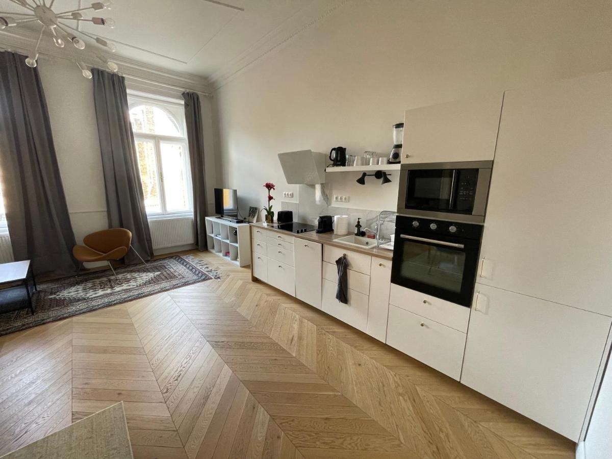 City Center 3, Elegant And Cozy 2Br In City Center! Budapesta Exterior foto